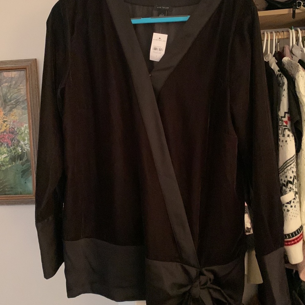 Velour and satin top NWTO